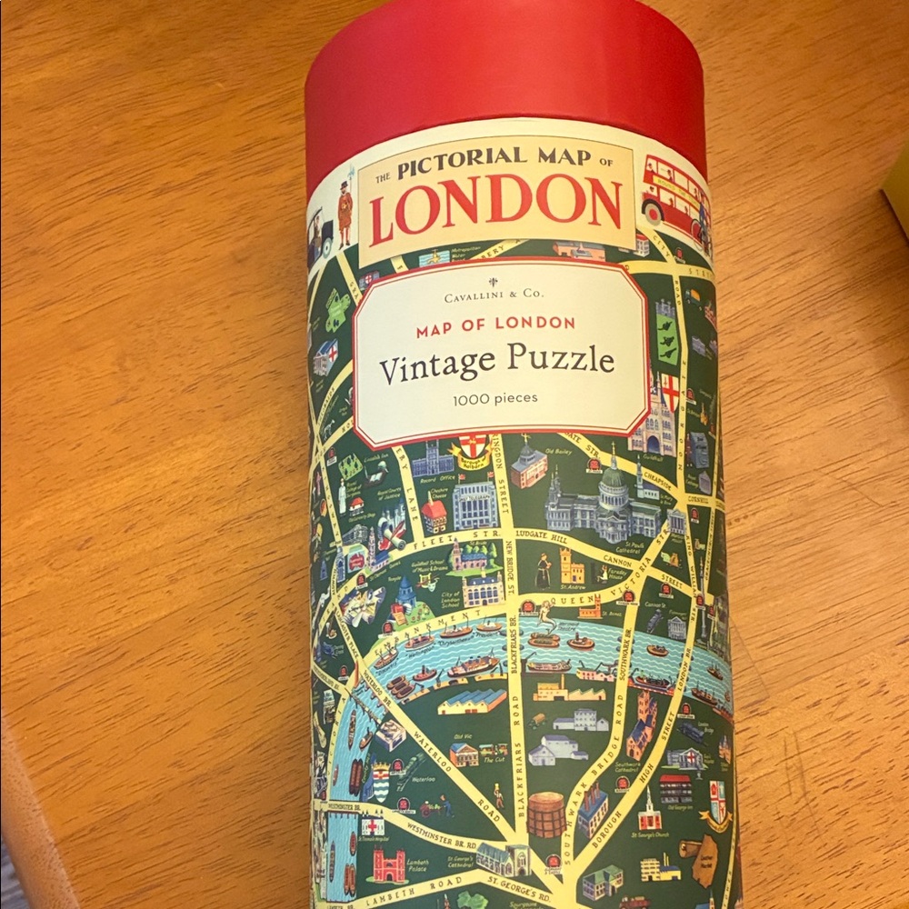 Cavallini & Co. London Vintage Puzzle - Red